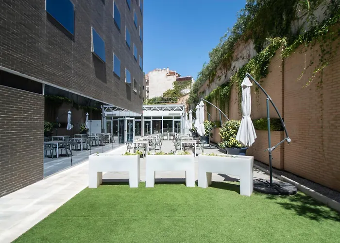 Hotel Granada By Pierre & Vacances